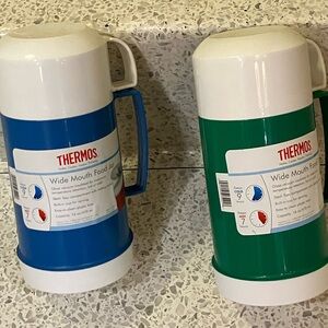 Thermos Vacuum Insulated Wide Mouth Food Jar - Blue and Green 16oz🥰🥰❤️❤️